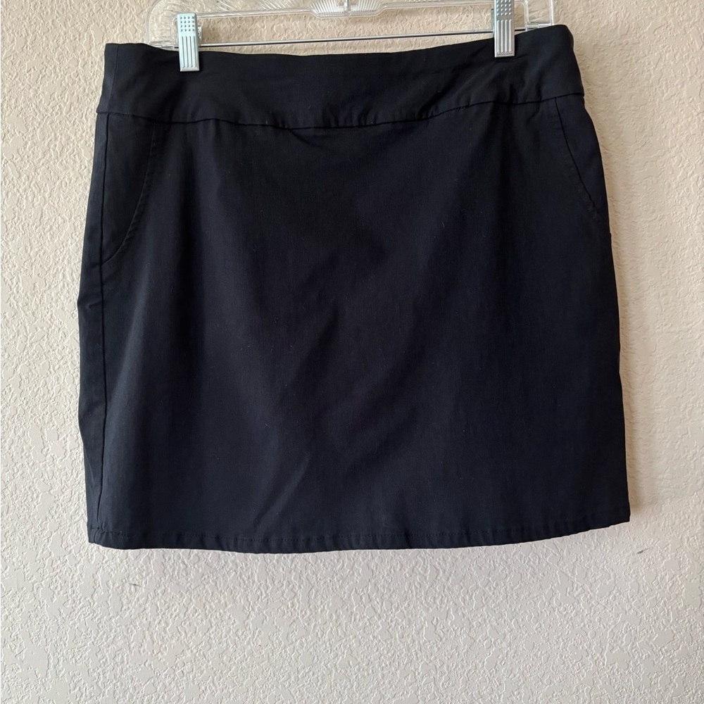 Izod Golf Skort Size 12 Black Knee Length A-Line Activewear